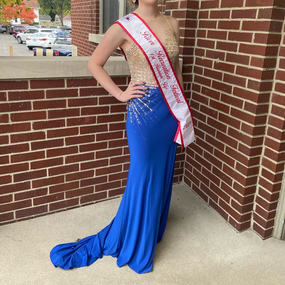 Size 2 Jovani Prom Dress